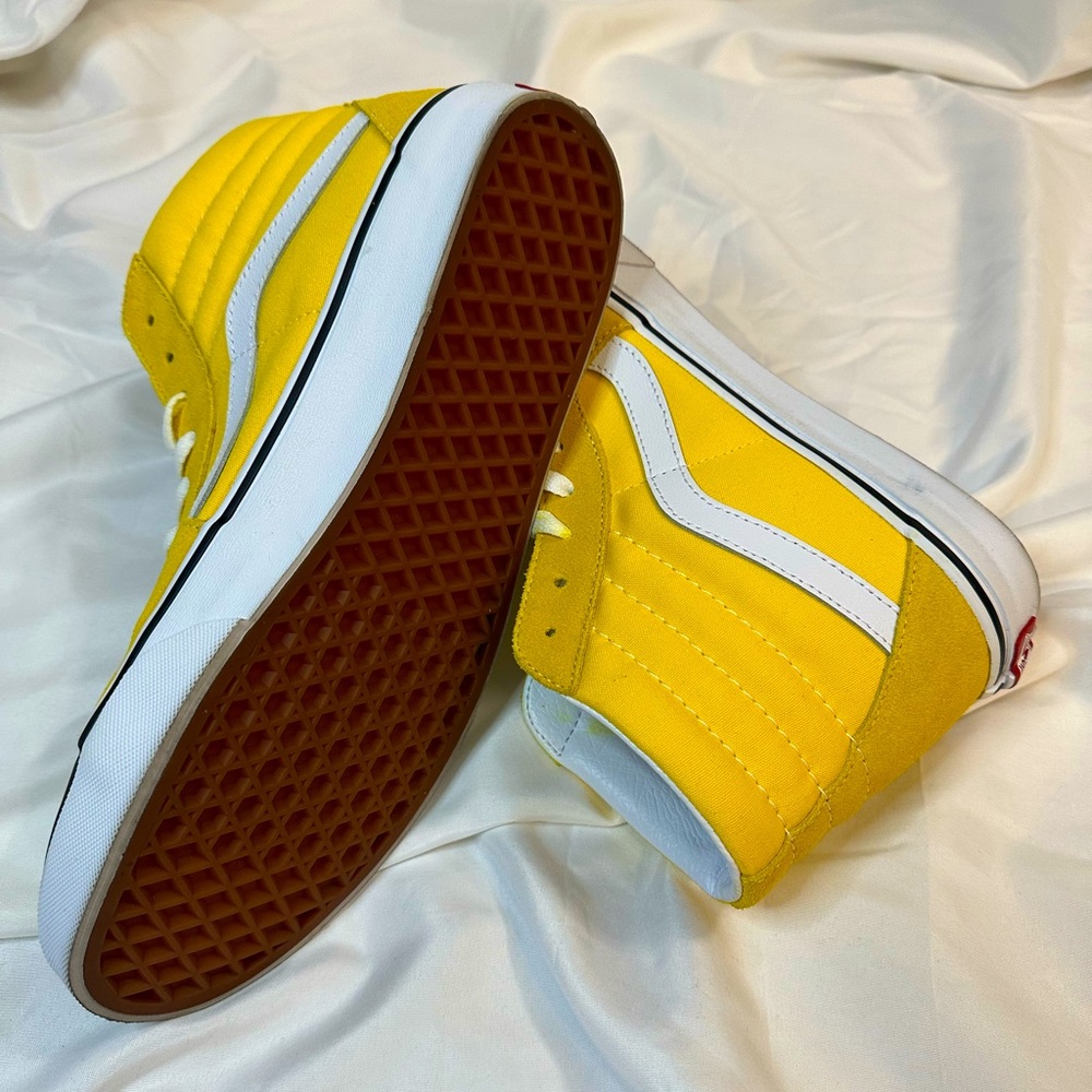 Unisex Vans Yellow High Top